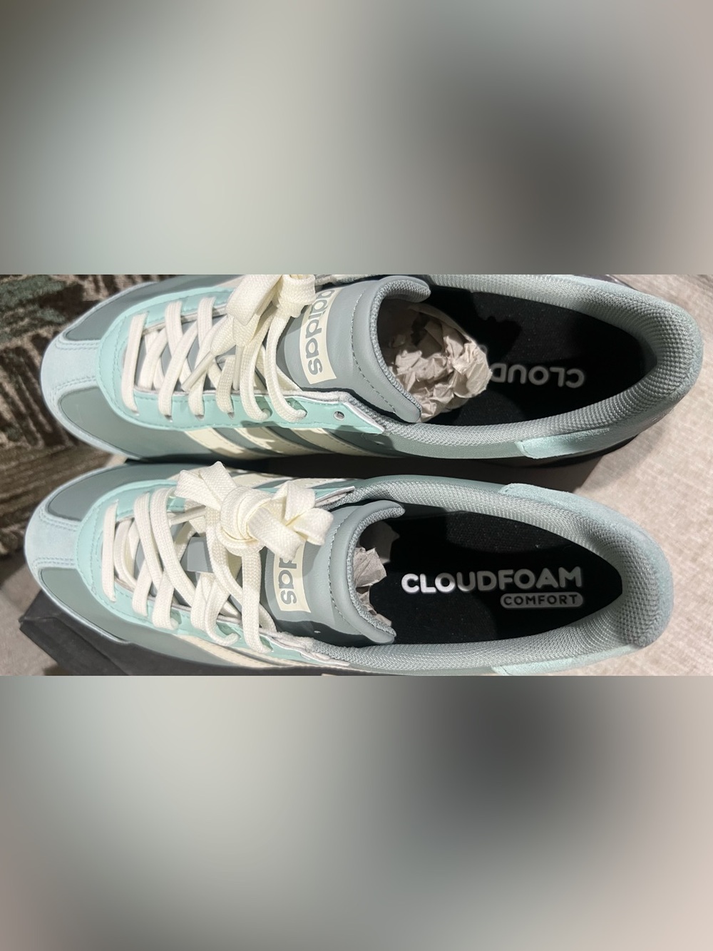 Adidas Women’s Mint Green and White Sneakers - Picture 2 of 11